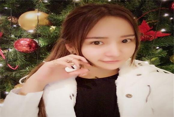 李嘉艾最新時尚照片，探索個人魅力與時尚潮流的交融之美