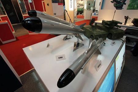 震撼登場！新型武器展示盛宴！