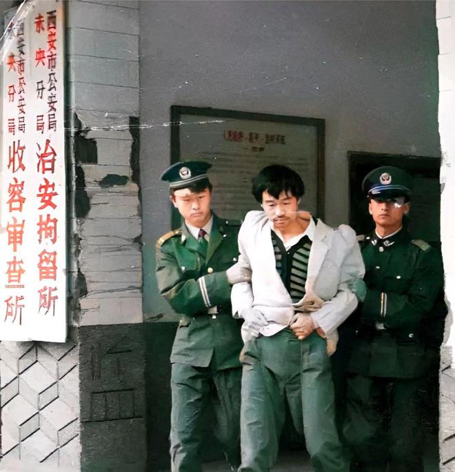 西安殺人犯最新消息揭秘，探尋小巷深處的神秘小店內(nèi)幕