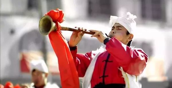 傳統(tǒng)與現(xiàn)代完美融合，最新嗩吶風(fēng)潮來襲！