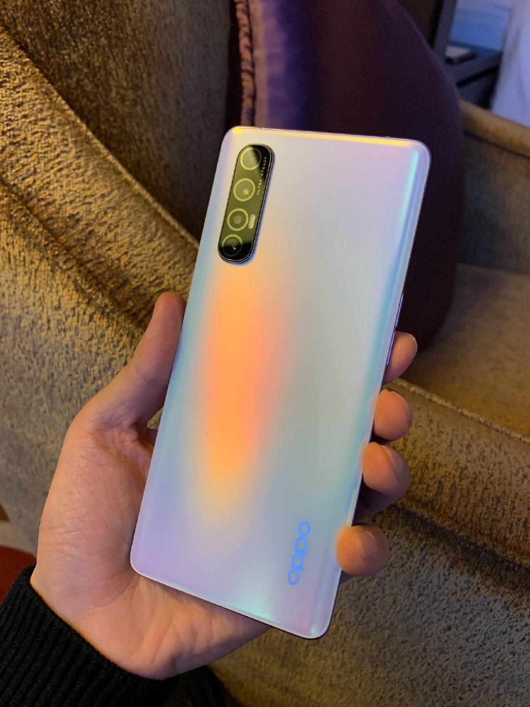 OPPO最新版價(jià)格揭秘，變化中的學(xué)習(xí)，自信與成就的力量